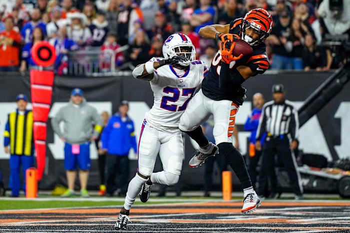 Bengals receiver Tyler Boyd pulls in a 14-yard pass for a touchdown against the Bills in Week 17.